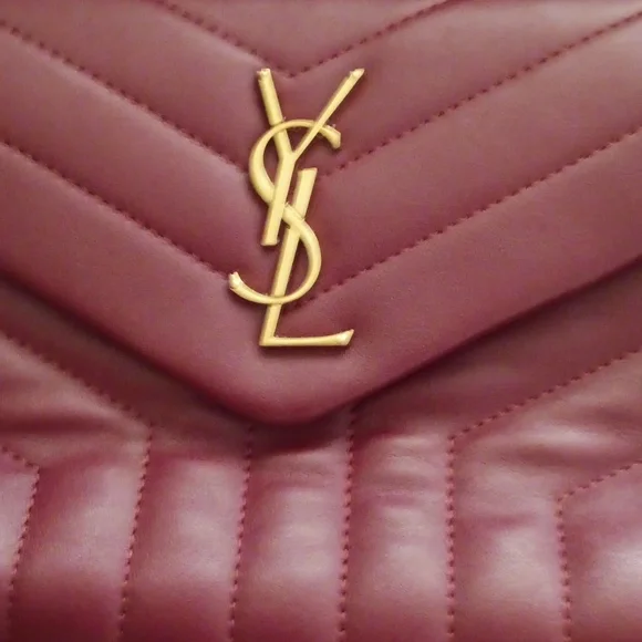Leather Quilted Monogram Small  NEW BURGAndy Firm Last Offer As Is - Picture 8 of 8